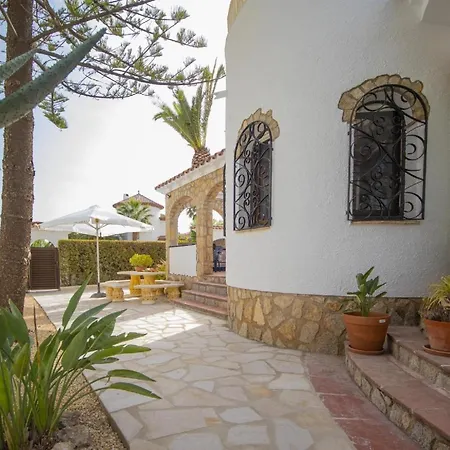 Holiday home Mit Privatpool Fuer 8 Personen Ca 100 Qm In Miami Platja, Costa Dorada