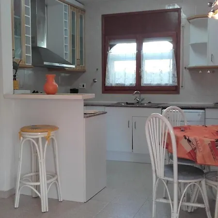 Holiday home Mit Privatpool Fuer 8 Personen Ca 100 Qm In Les Tres Cales, Costa Dorada